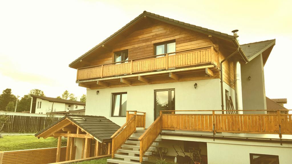 Villa Swiss Săcele Dış mekan fotoğraf
