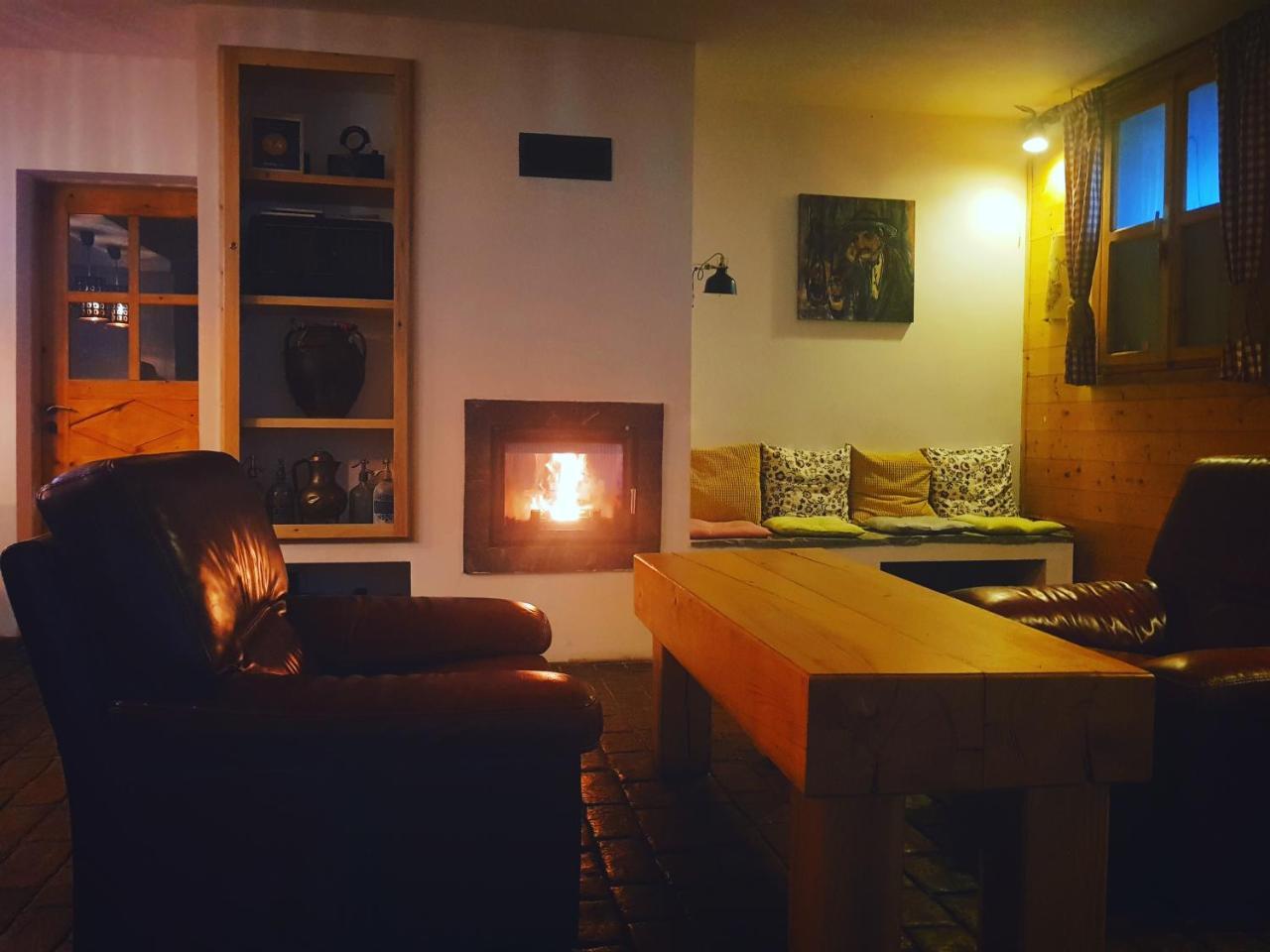 Villa Swiss Săcele Dış mekan fotoğraf