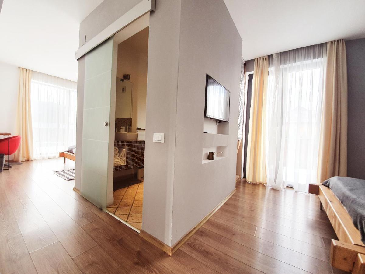 Villa Swiss Săcele Dış mekan fotoğraf