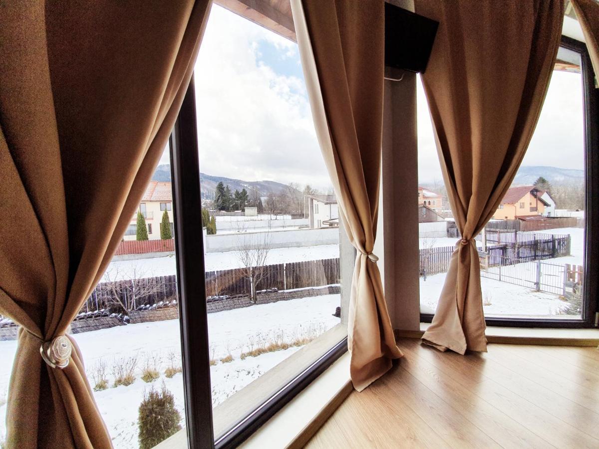 Villa Swiss Săcele Dış mekan fotoğraf
