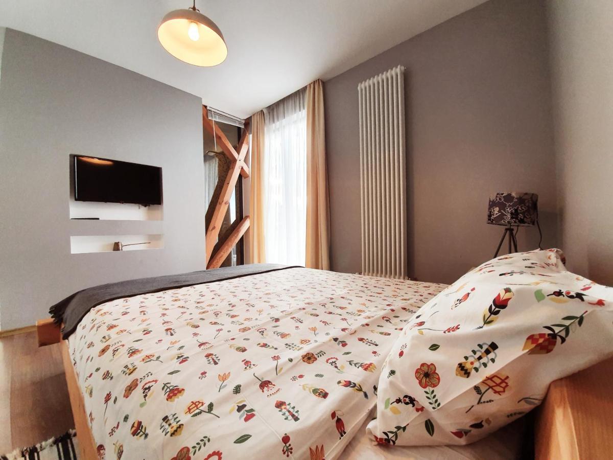 Villa Swiss Săcele Dış mekan fotoğraf