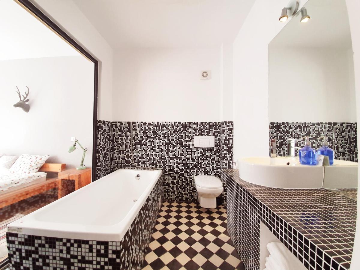 Villa Swiss Săcele Dış mekan fotoğraf
